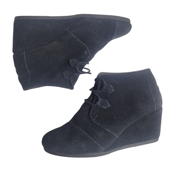 Toms Black Suede Wedge Bootie 8.5 - Picture 4 of 6
